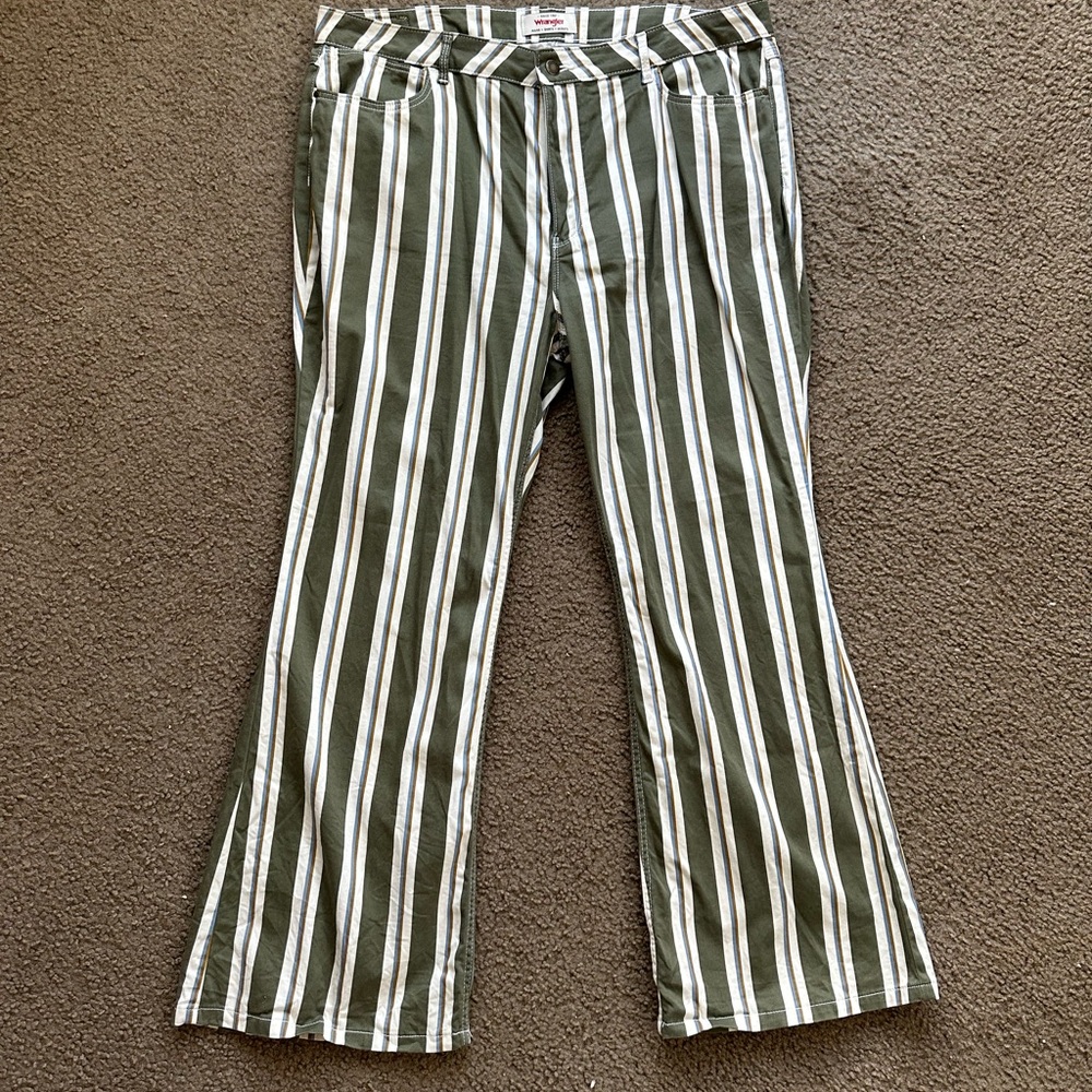 Women’s Wrangler High Rise Retro Striped Flared Pants Size 16/18